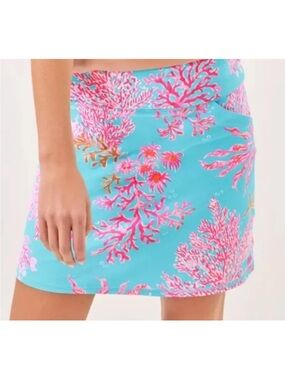 Lilly Pulitzer Maryann’s Skort SZ small
Multi Royal Coral NWT